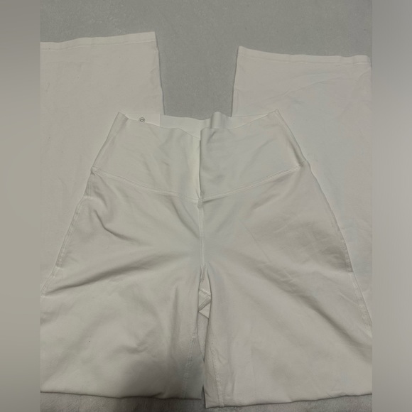 TNA Leggings - Picture 2 of 3